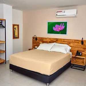 Torre Del Prado Hotel