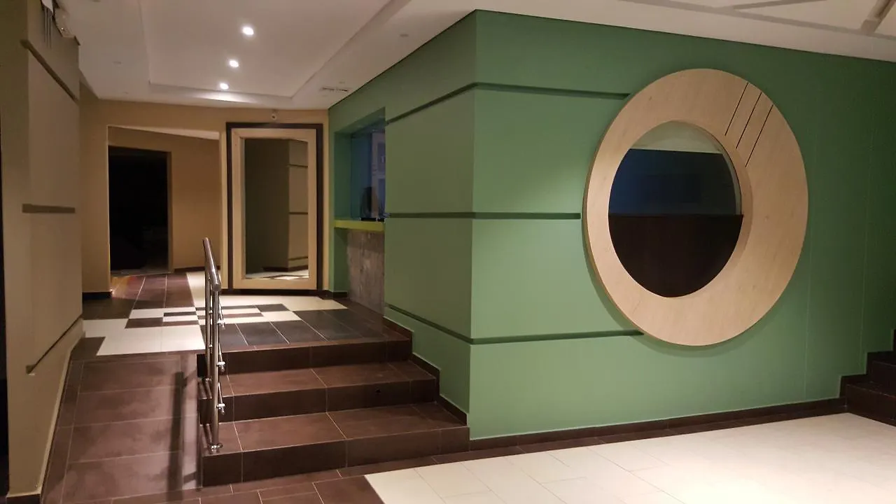 Hotel 56 Avenue Plaza location